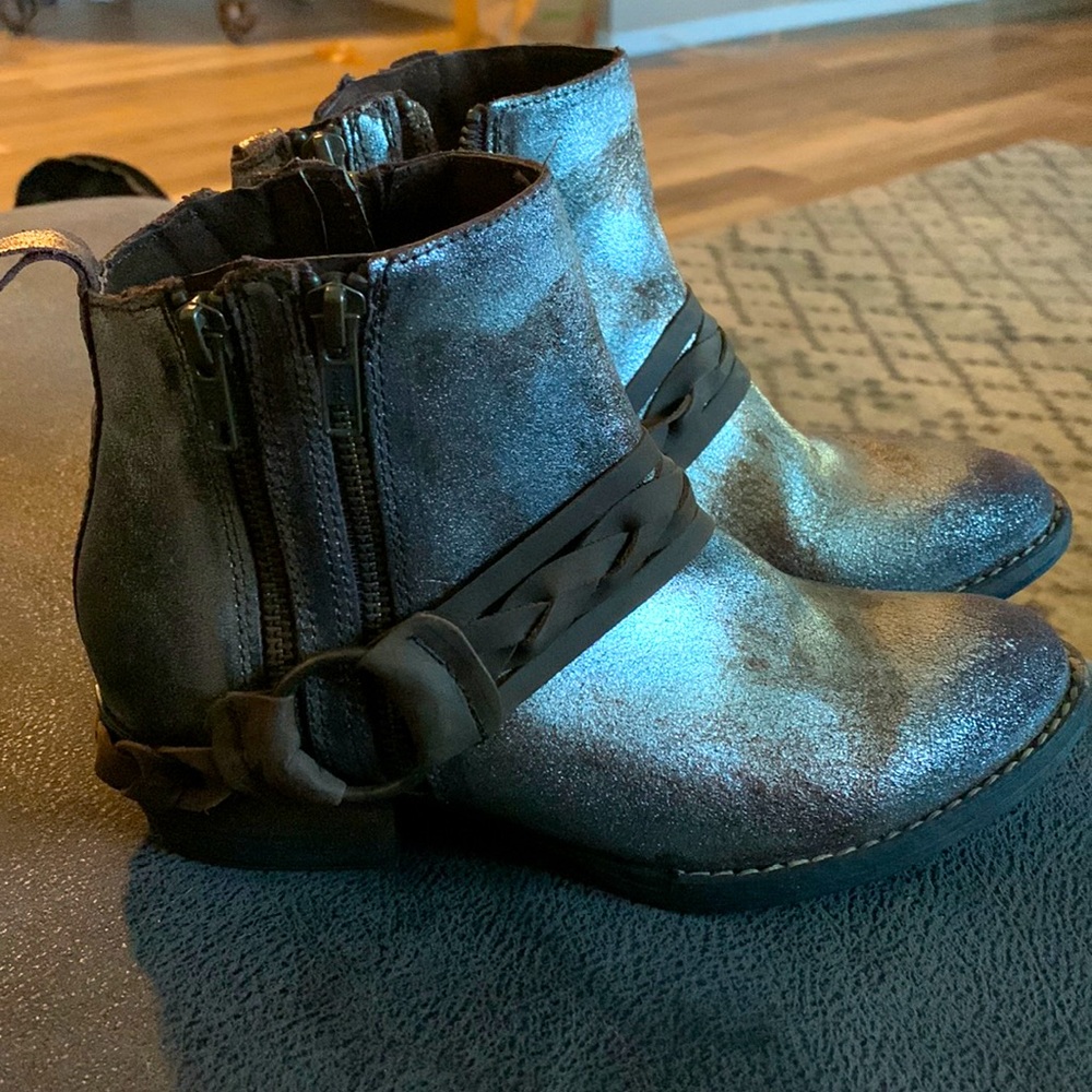 Very Volatile Distressed Silver Leather Boots!